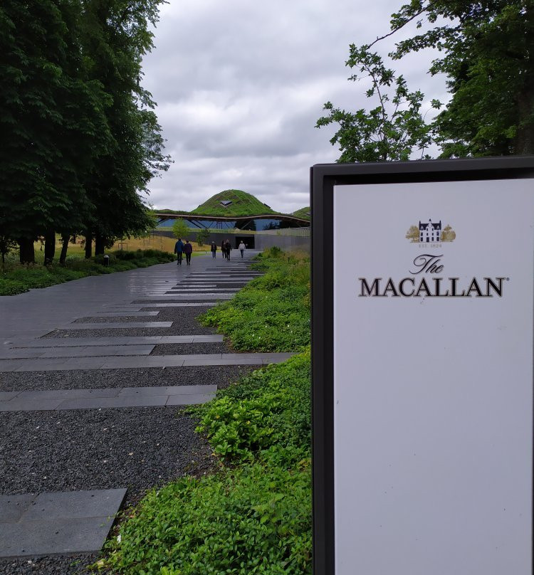 The Macallan Distillery景点图片