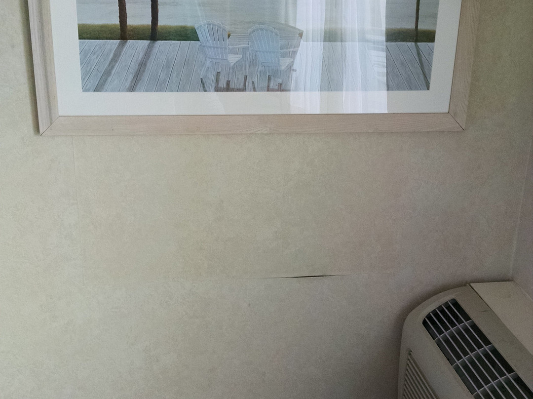 The Bay Resort Waterfront Hotel主图