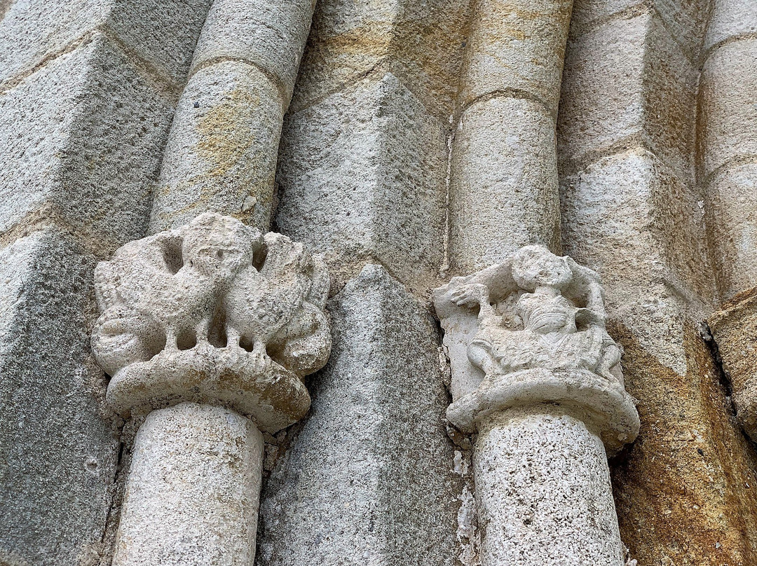 Église Saint-Hilaire à Brigueil-le-Chantre景点图片