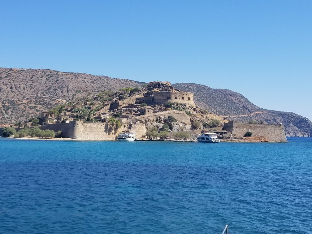 Leading Guests-雷斯蒙必去景点