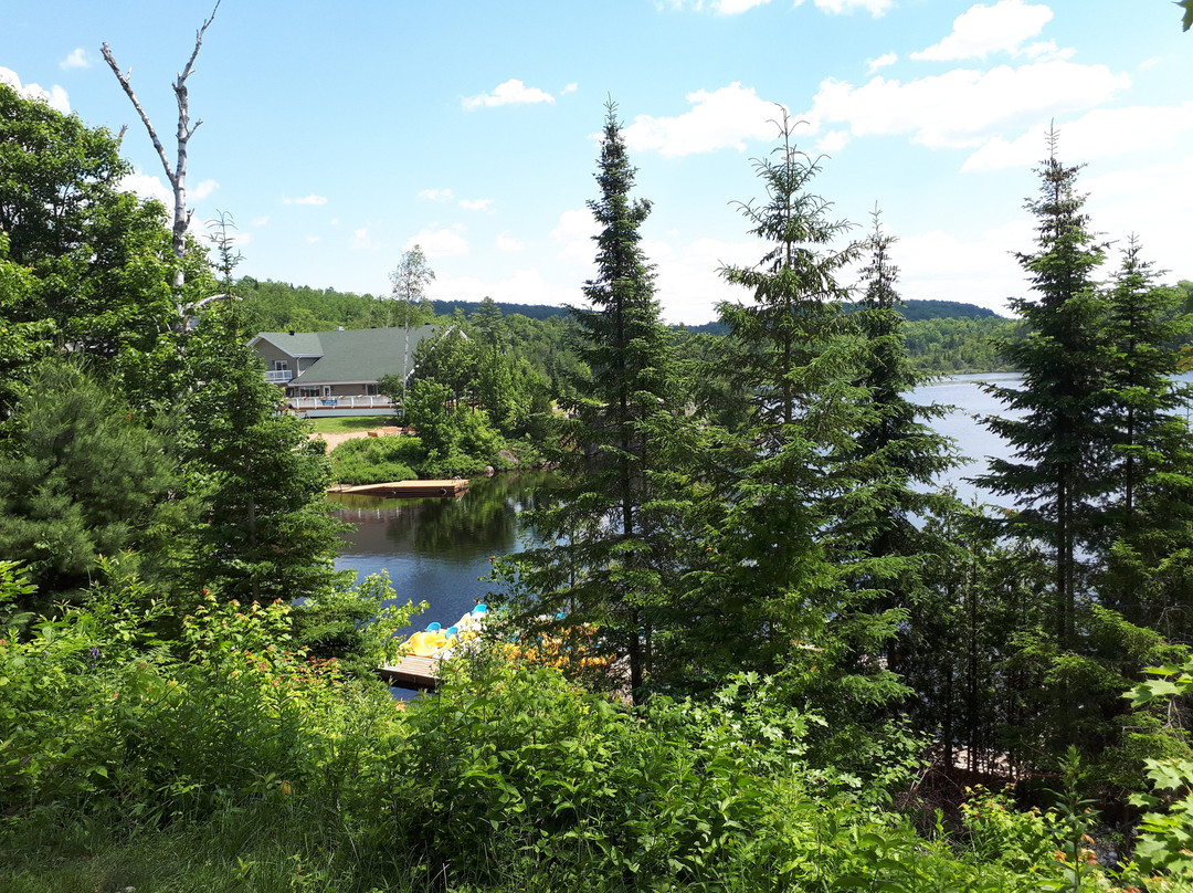 Pourvoirie Du Lac Blanc主图