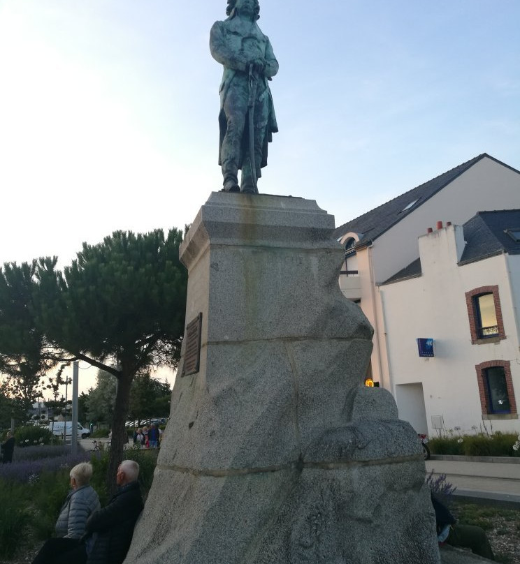 Monument au Général Lazare Hoche景点图片
