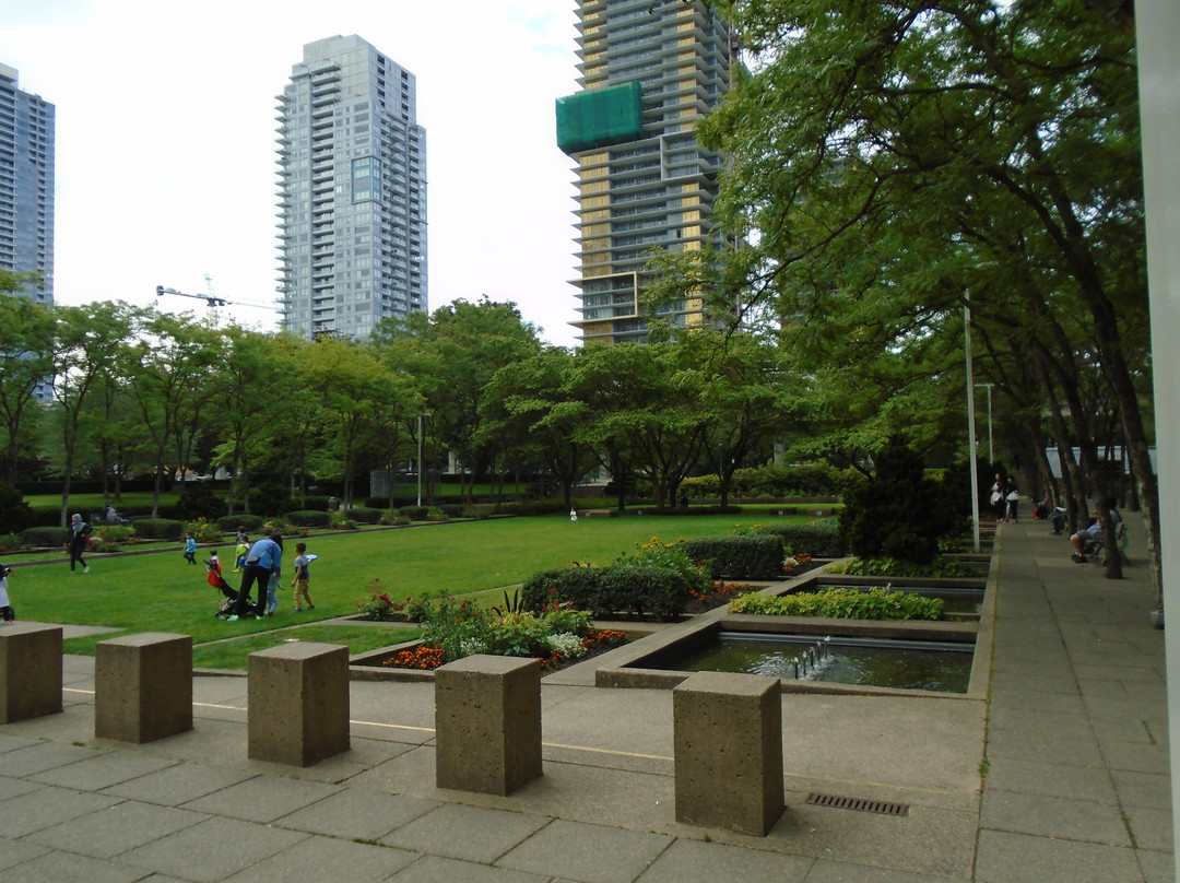 Burnaby Public Library-本那比必去景点