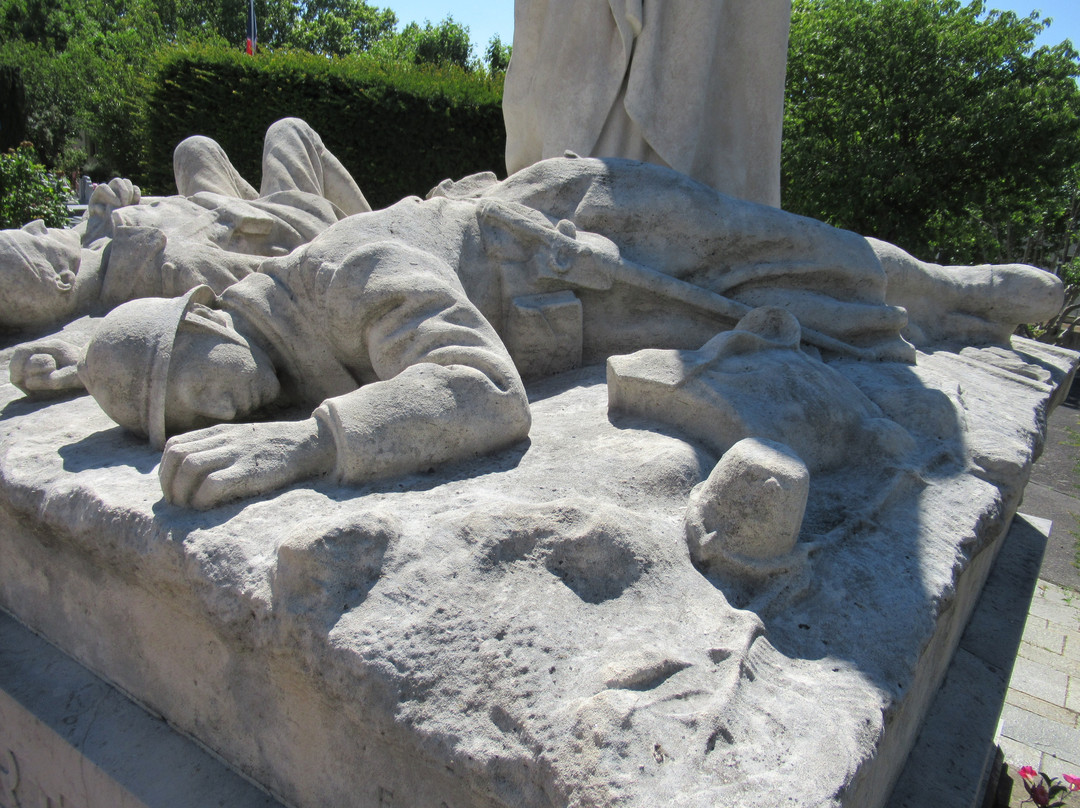 Monument aux morts-Les Lilas必去景点