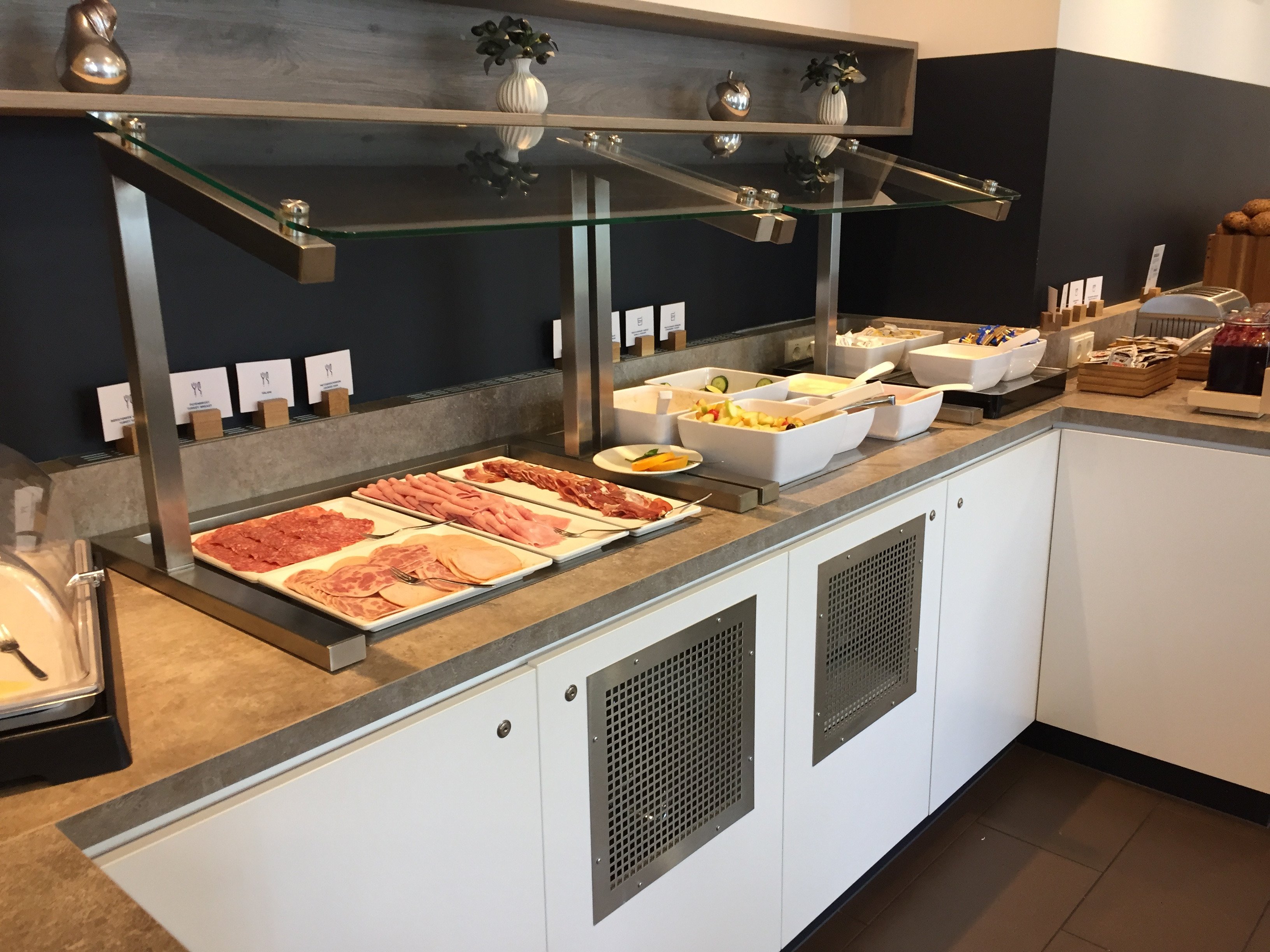 Holiday Inn Express Friedrichshafen By IHG-餐饮