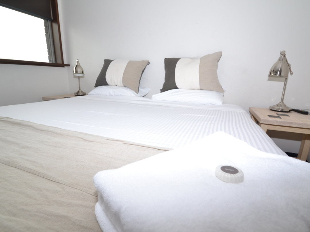 Crossroads Hotel主图