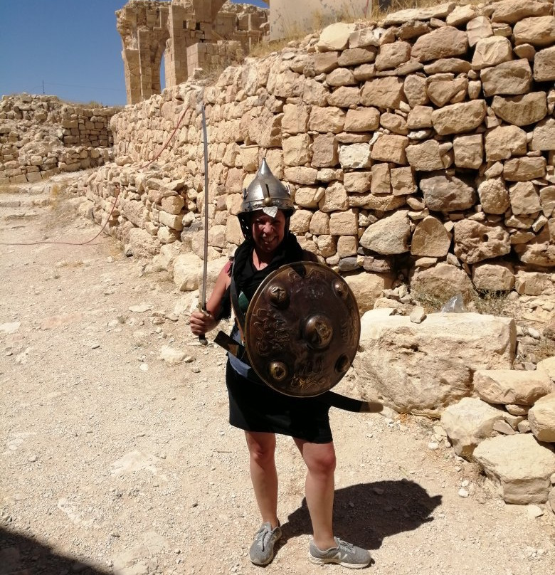 Montreal Hotel - Al Shobak主图