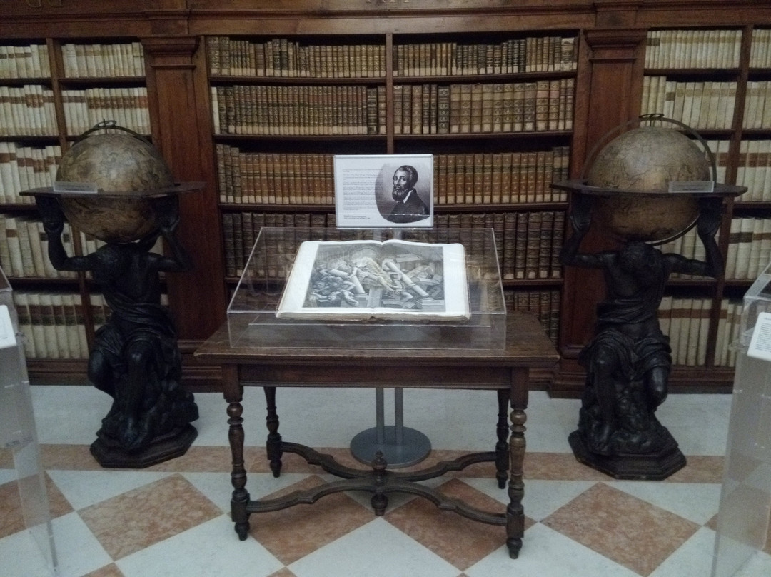 Biblioteca Teresiana-曼托瓦必去景点