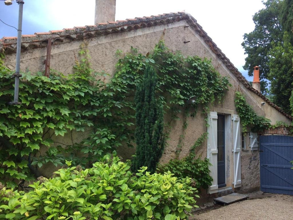 Domaine 'Le Peyrou'主图