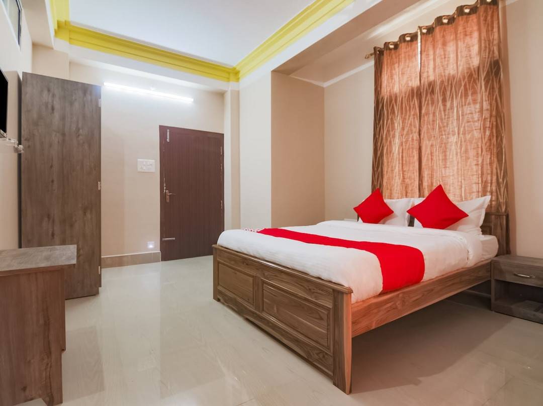 OYO 22435 Ramdhenu Homes主图