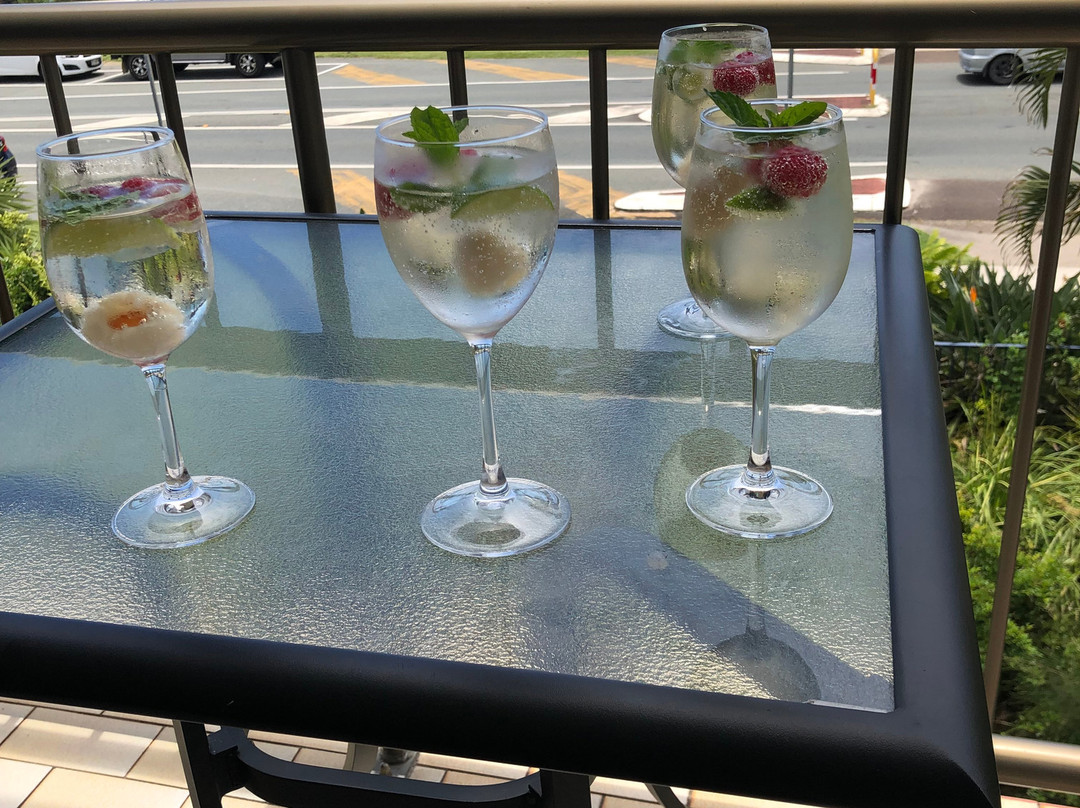 Headland Tropicana主图