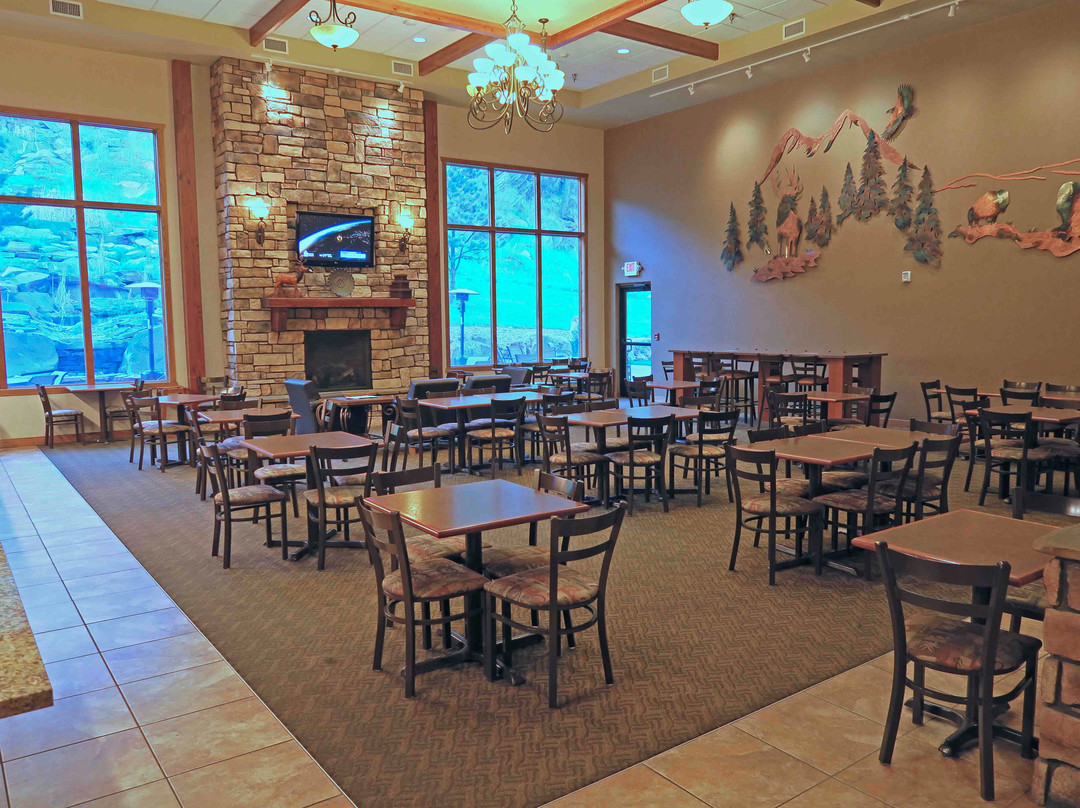 Holiday Inn Express & Suites Custer By IHG主图