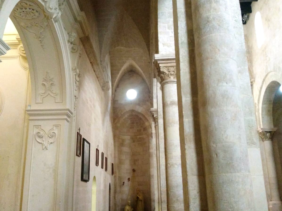 Chiesa Santa Maria Amalfitana-莫诺波利必去景点