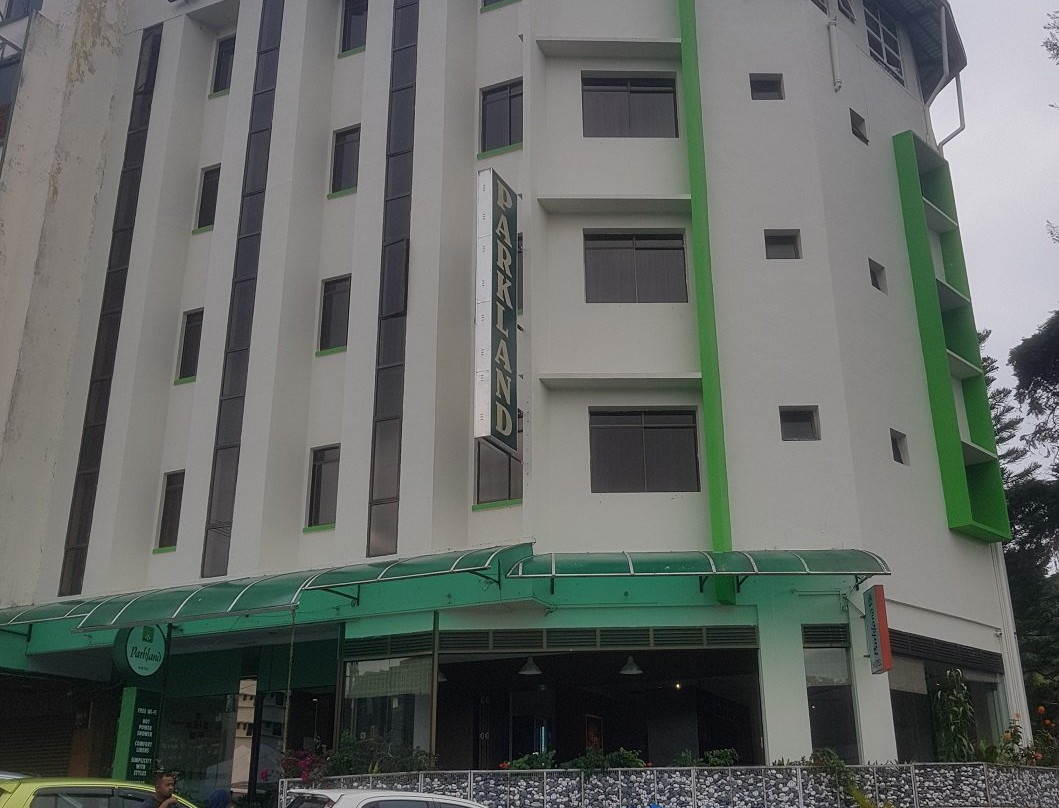 帕克兰德酒店主图