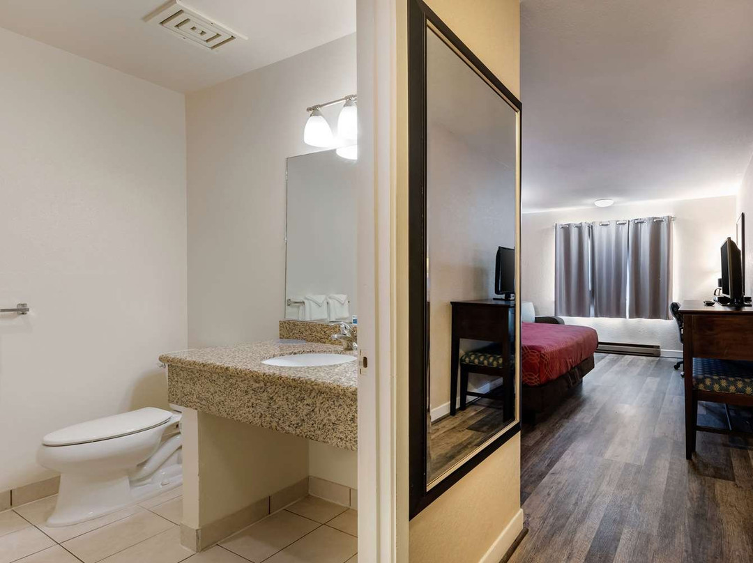 Bay Breeze Inn主图