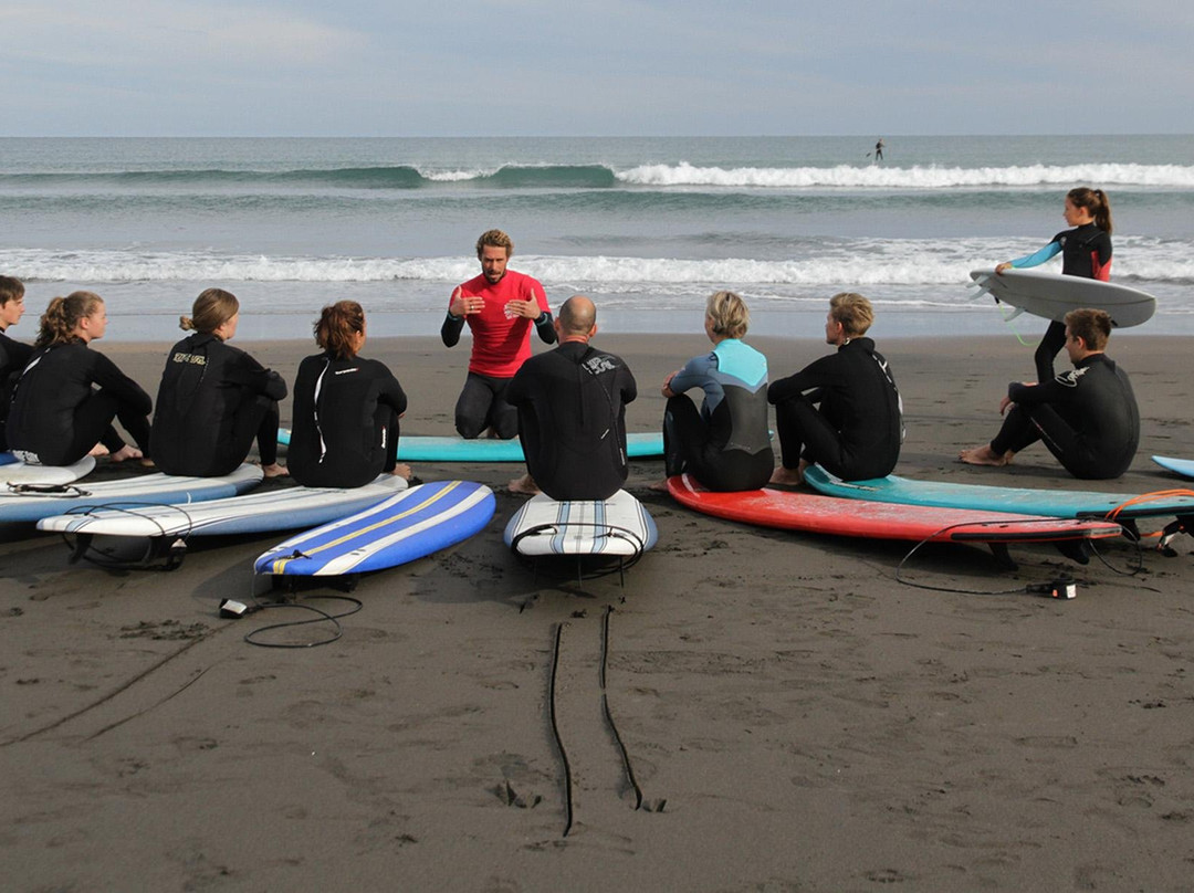 Surf City Surf School New Plymouth景点图片