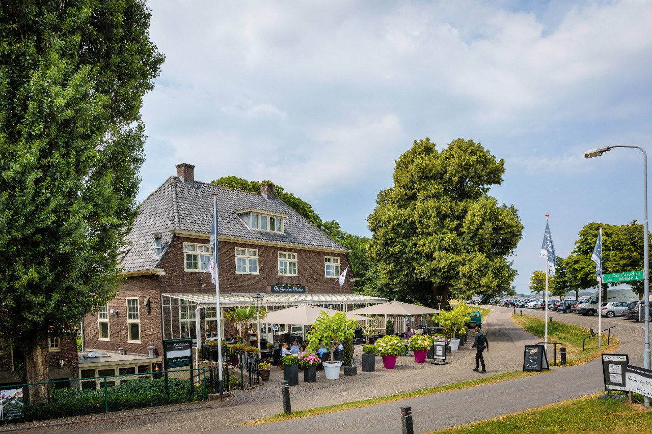 Hotel Restaurant De Gouden Molen-官方