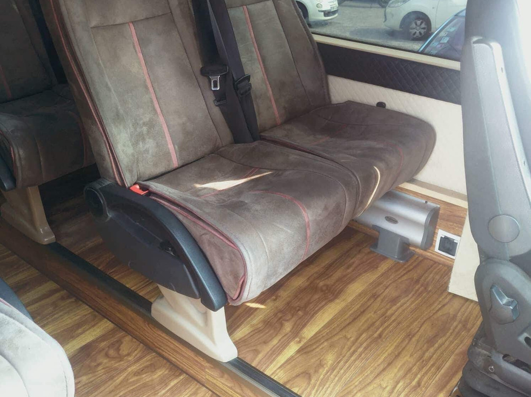 Salamandres-圣托里尼必去景点