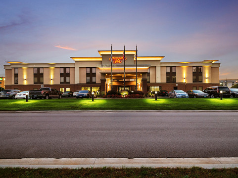Hampton Inn Columbus-West主图