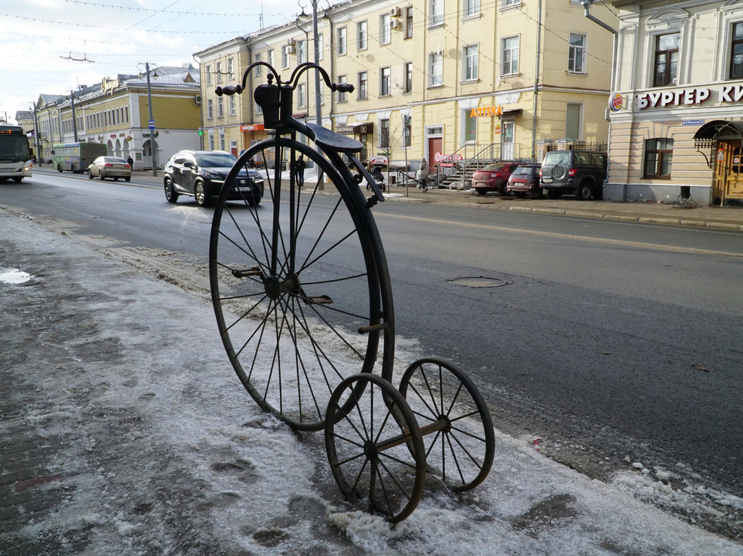 Sculpture the Old Bike-弗拉基米尔必去景点