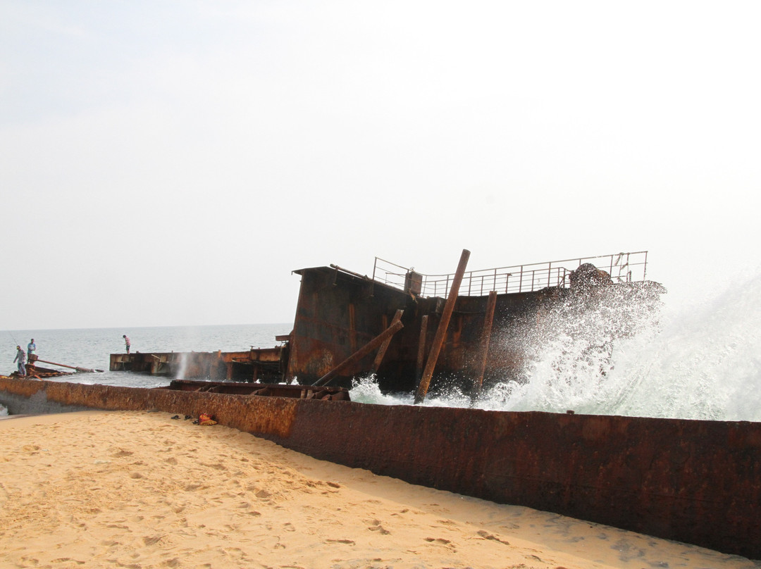 The Quilon Beach Hotel & Convention Centre主图