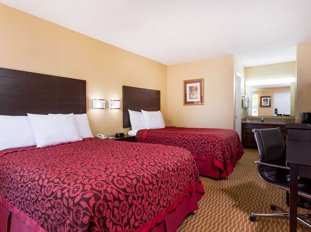 Days Inn by Wyndham Simpsonville主图