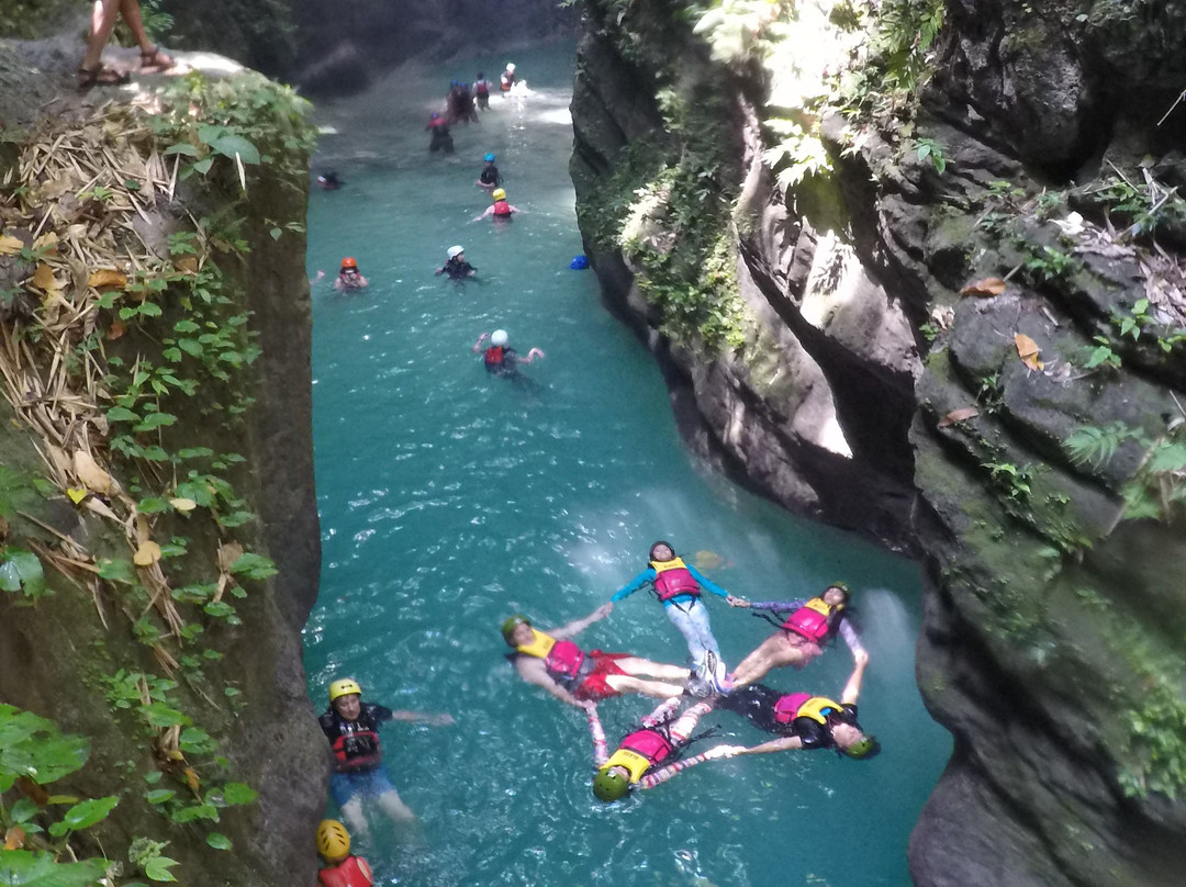 Tikang Badian Canyoneering Travel and Tours景点图片