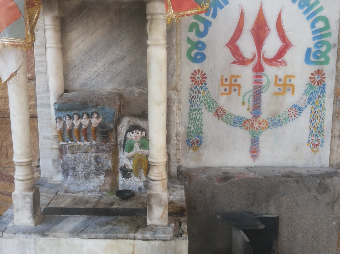 Loteshwar Mahadev Temple景点图片