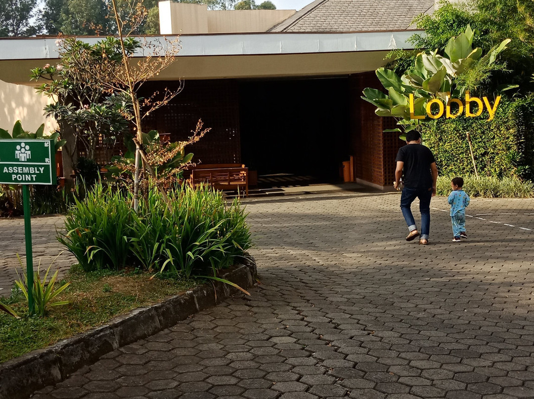 桑格利亚度假村主图