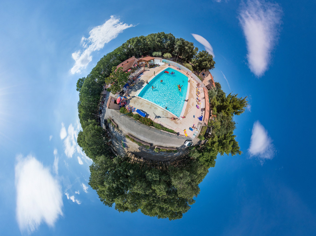 Camping Les Micocouliers