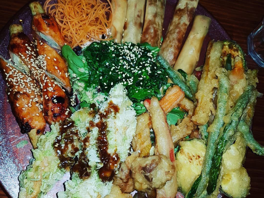 Kawa-Saki Sushi Boat and Grill Bar