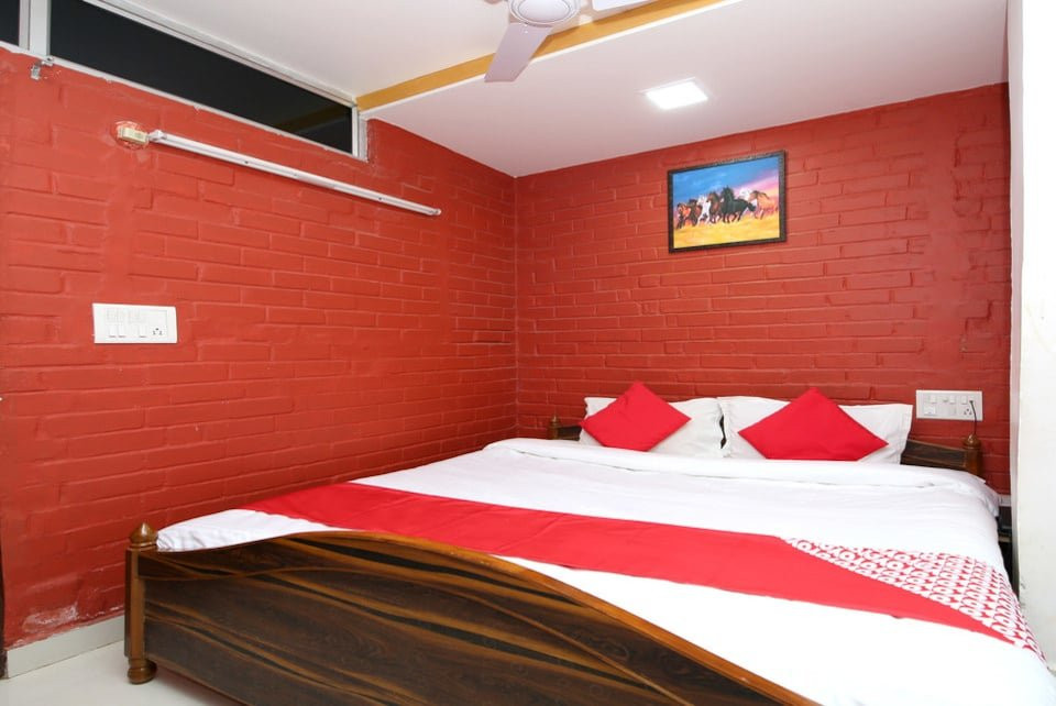 OYO 12498 Hotel Sea Rock主图