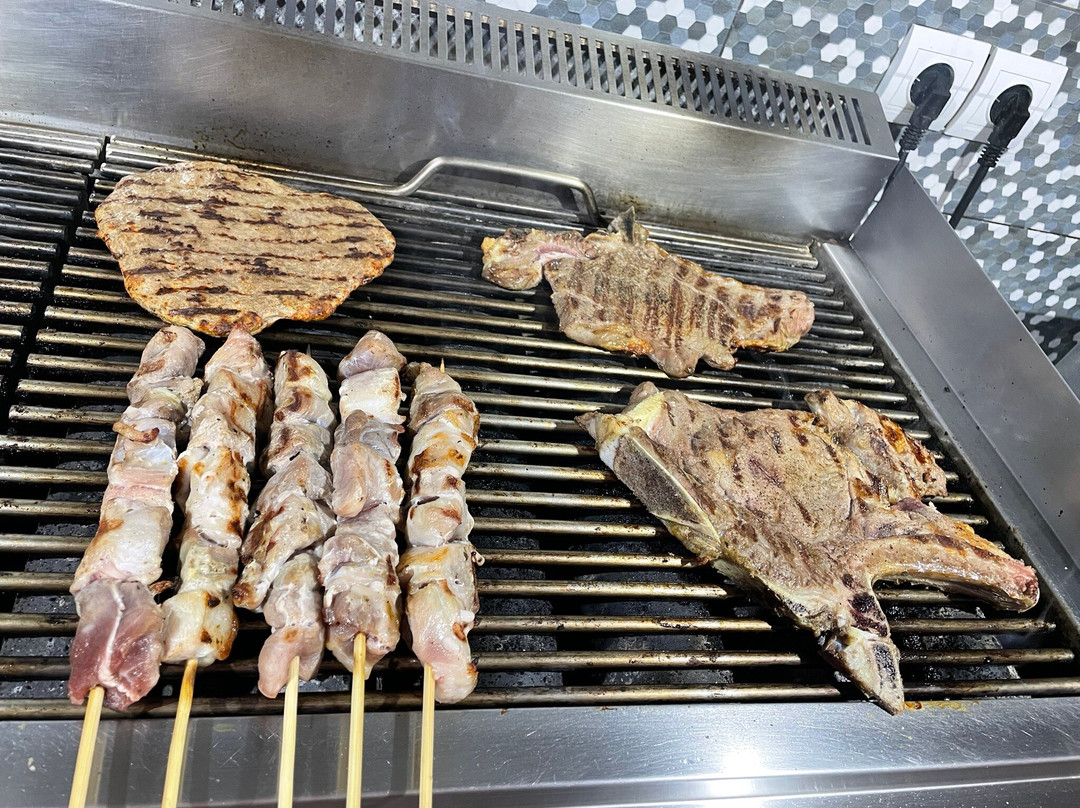Trikala Region餐馆和美食-To Kalyvaki