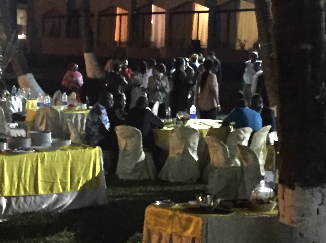 Hotel Le Royal Itsandra主图