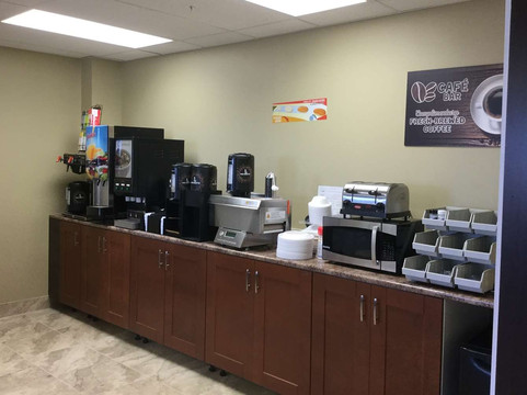 哈迪斯蒂温德姆速8酒店主图