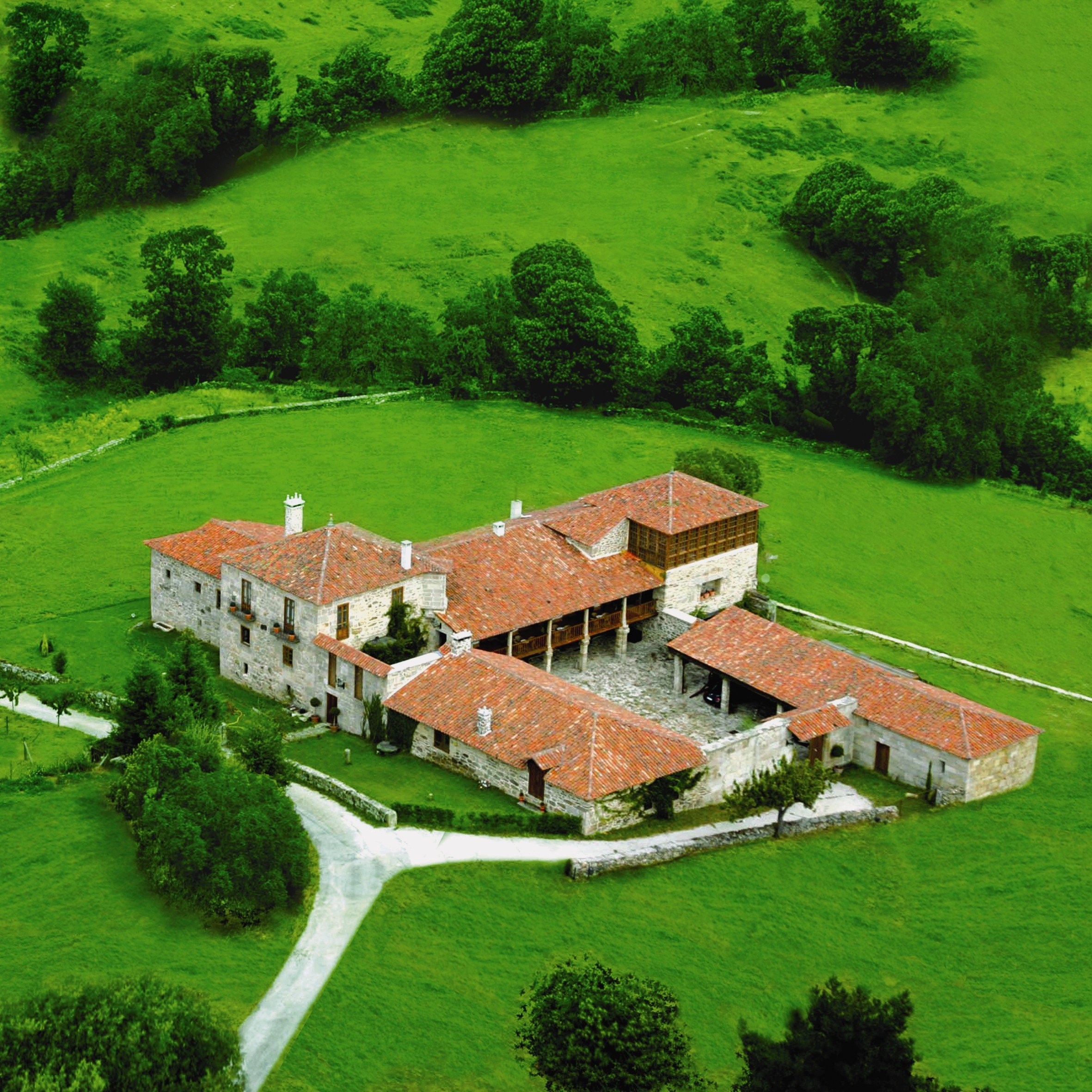 Pazo a Freiria-官方