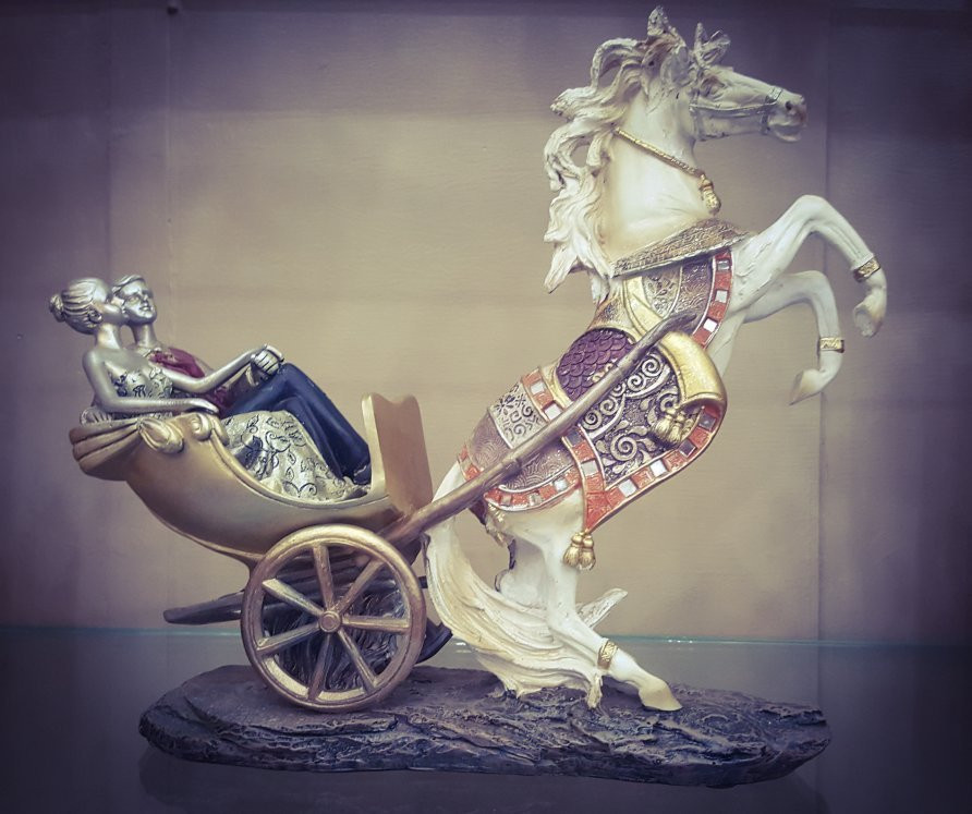 Downtown Gifts And More-加兰古特必去景点