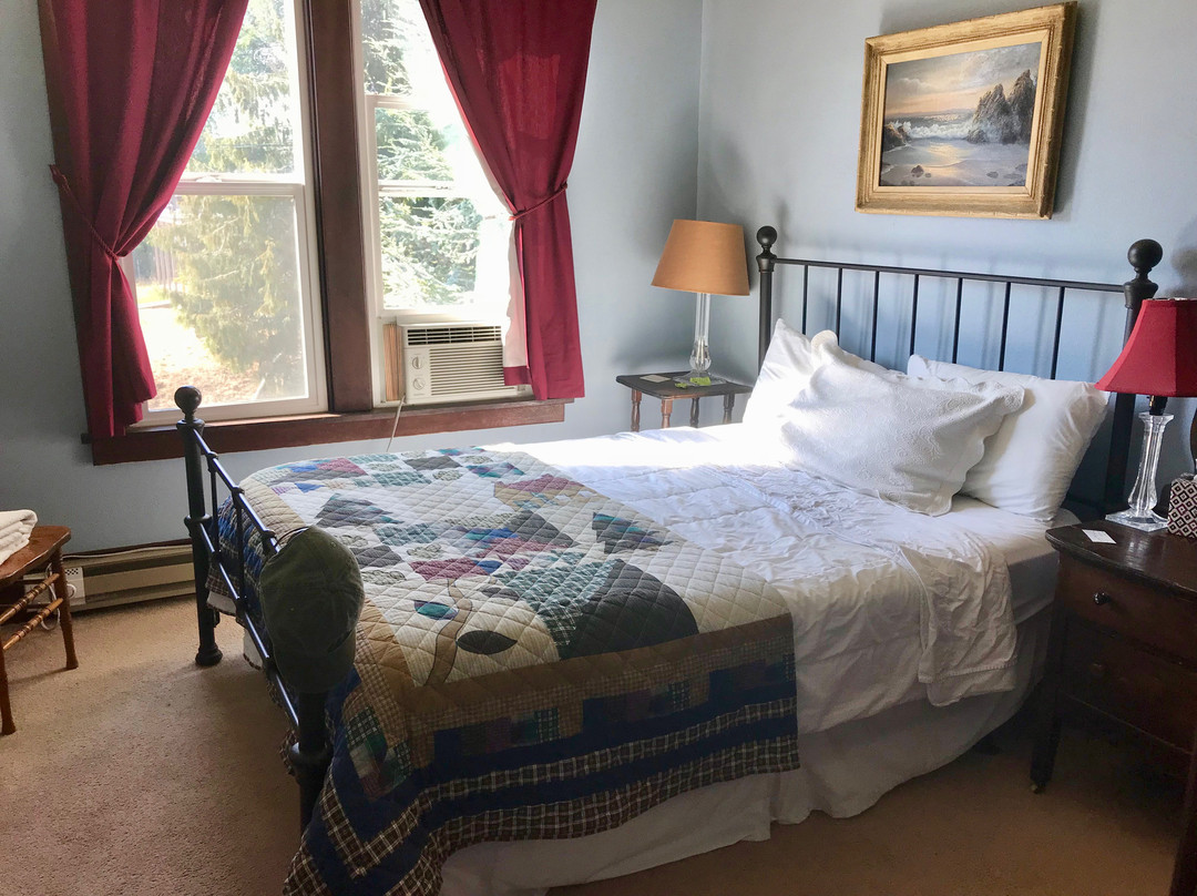 The Lyle Hotel主图