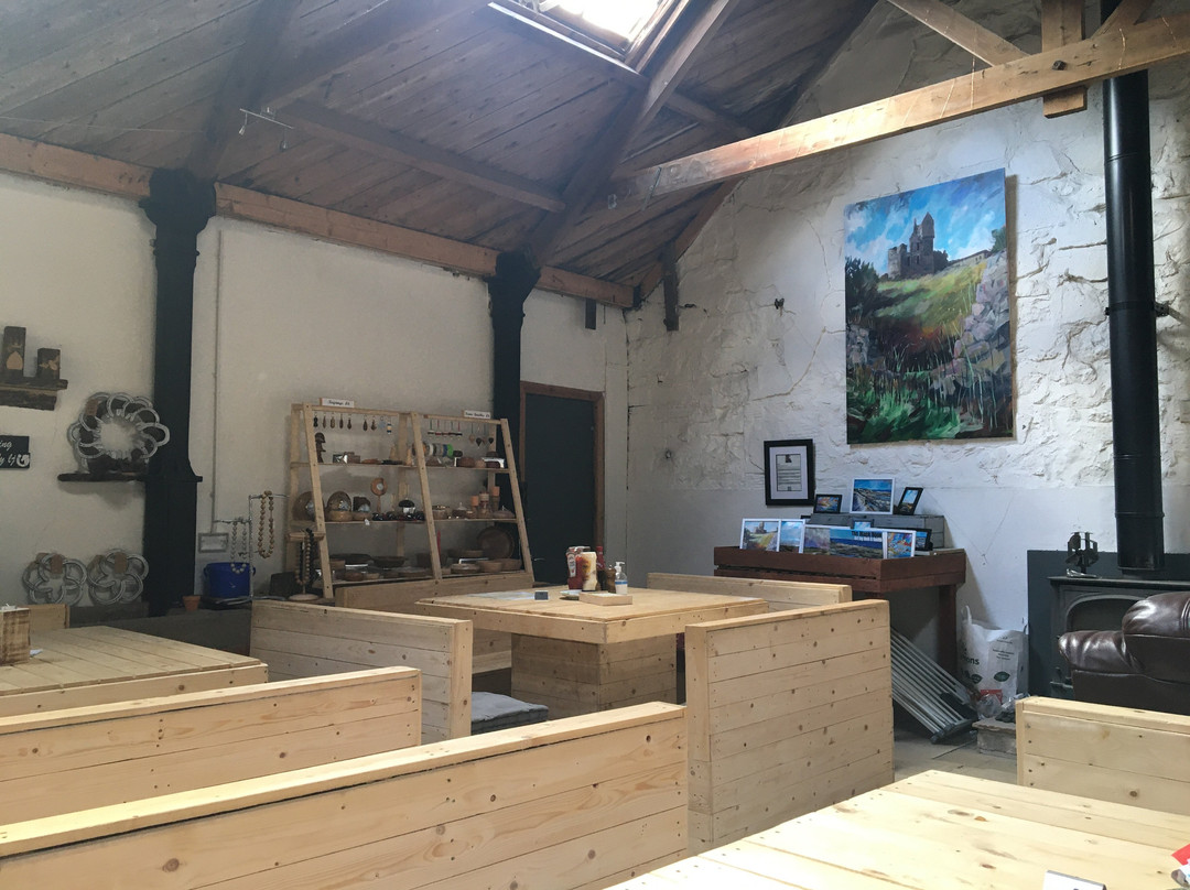 R & R Farm Café