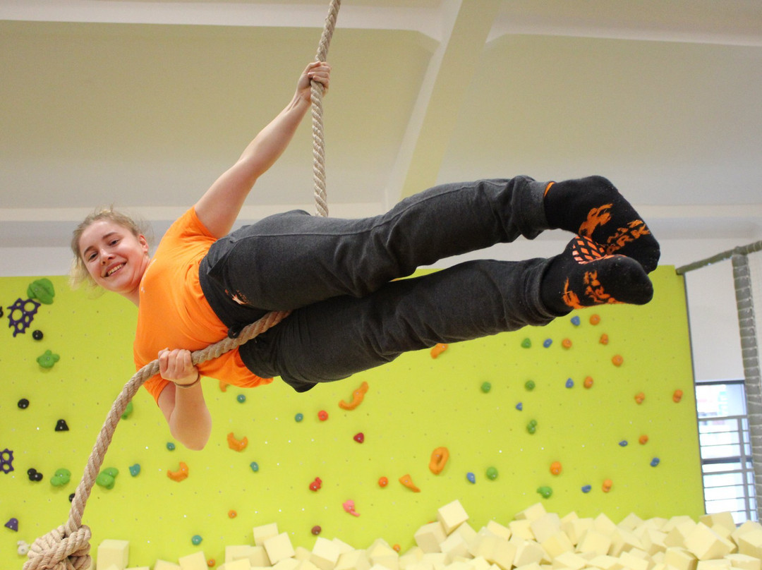 Ninja Park Jumpownia景点图片