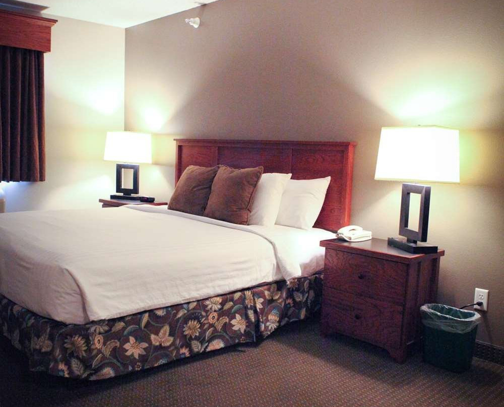 GrandStay Hotel & Suites Perham主图