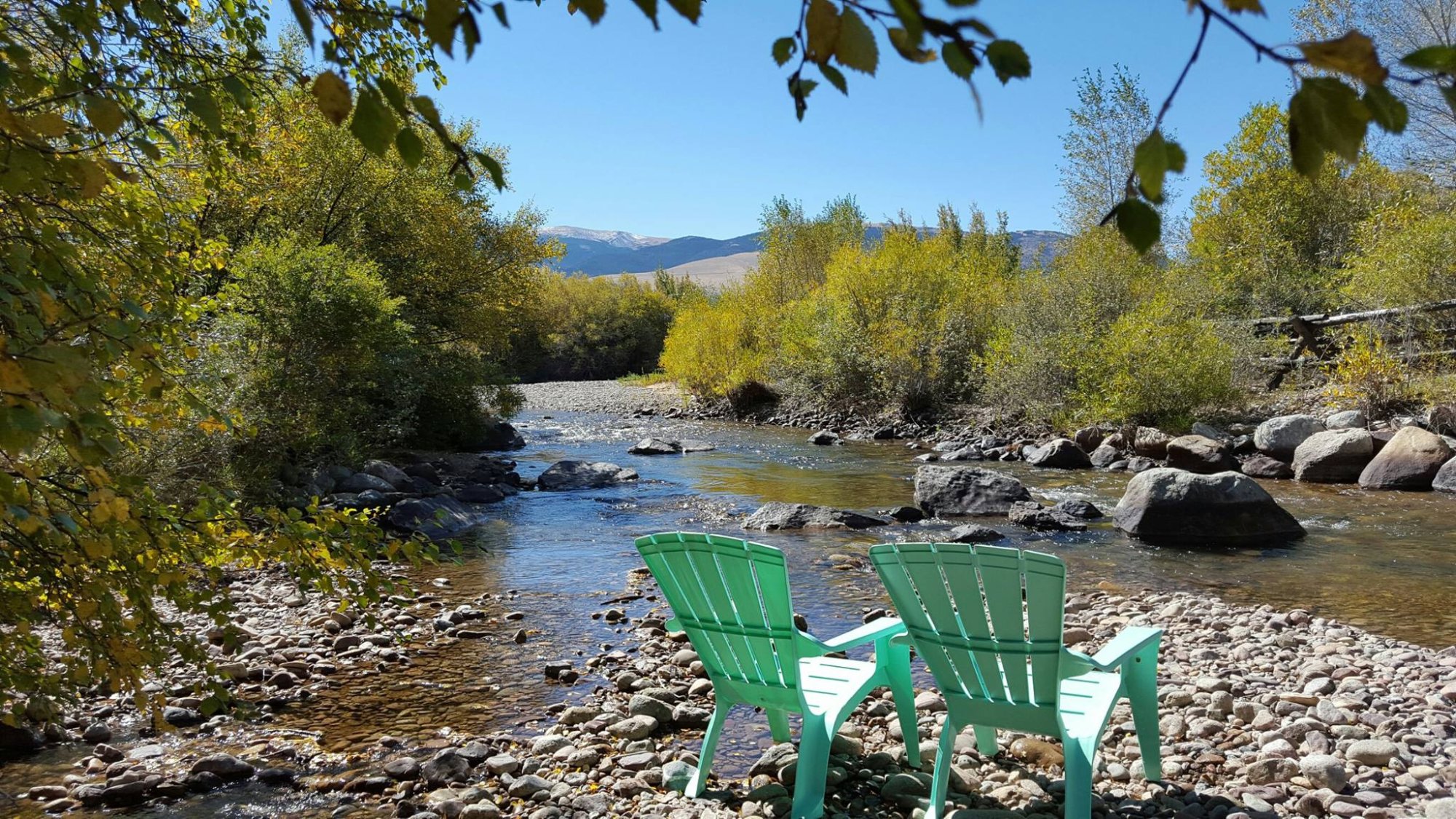 Jakey's Fork Homestead-官方