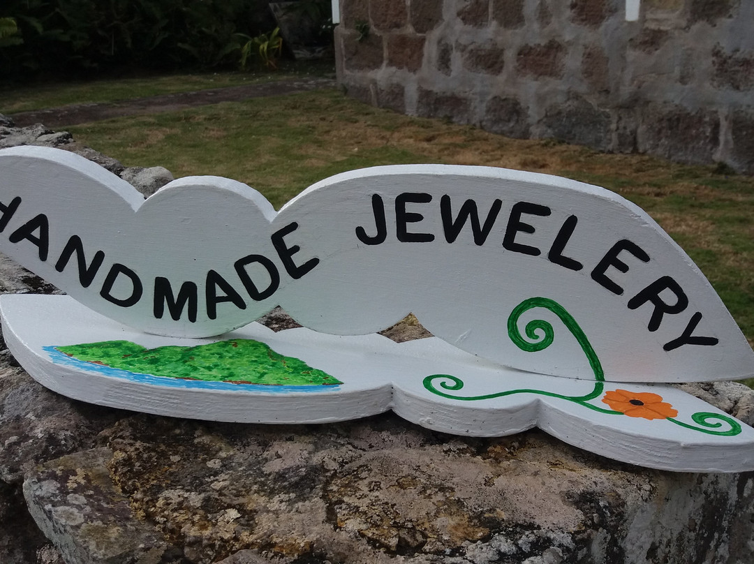 Marie De Saba-Windwardside必去景点