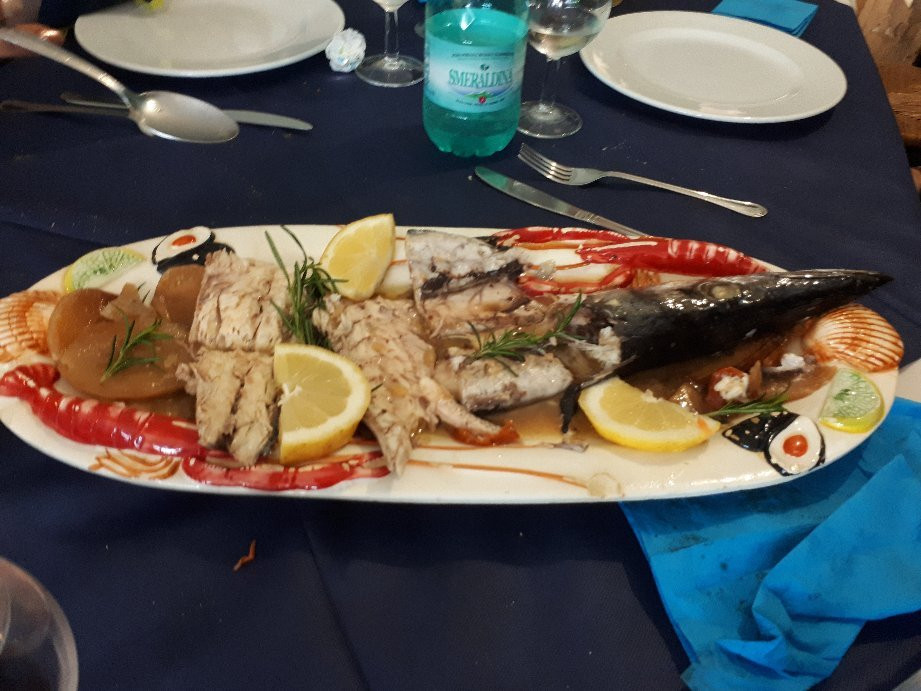 奥里斯塔诺省餐馆和美食-Il Pesca Tore Ittiturismo