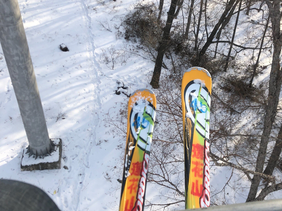 莲花山滑雪场-长春市必去景点