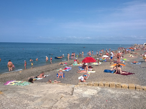 Rest Royally Hotel主图