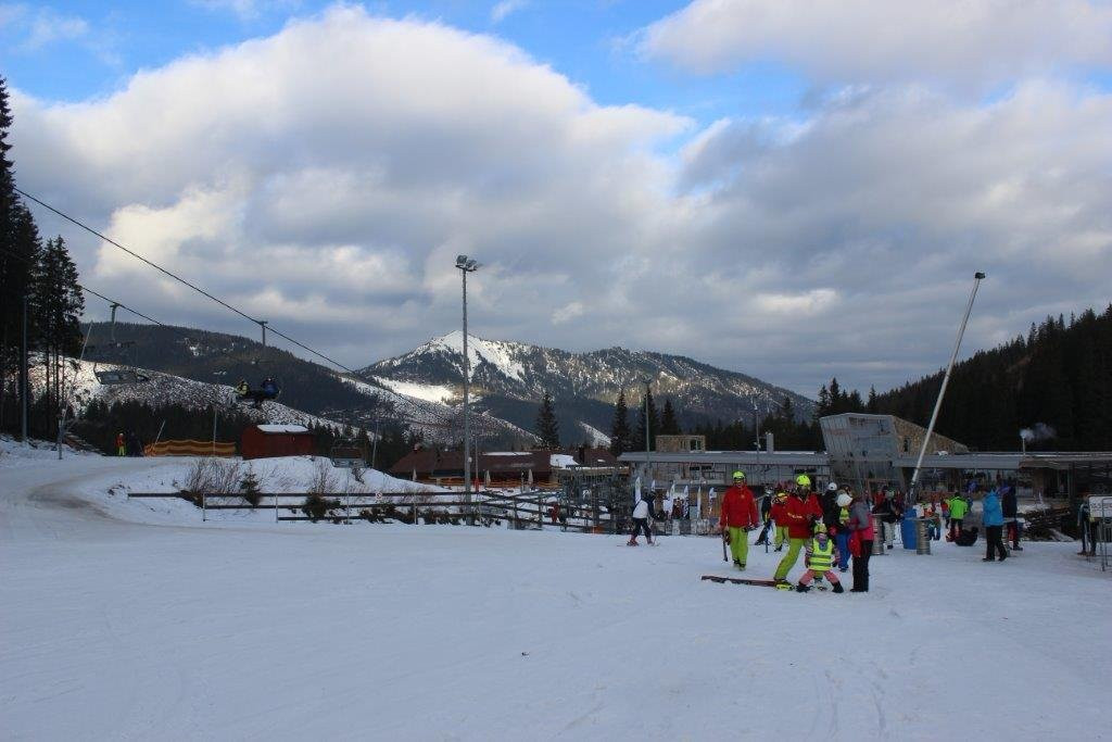Ski School Smile景点图片
