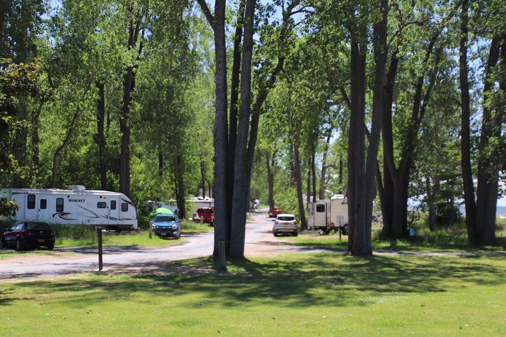 Southwick Beach State Park-Henderson必去景点
