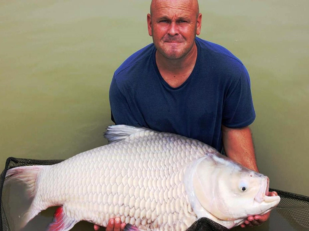 Siamese Carp Fishing Lakes Thailand景点图片