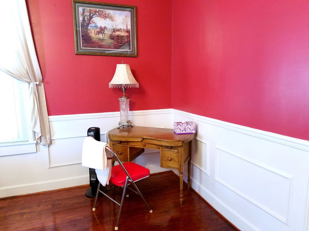 Hearthside Manor Inn主图